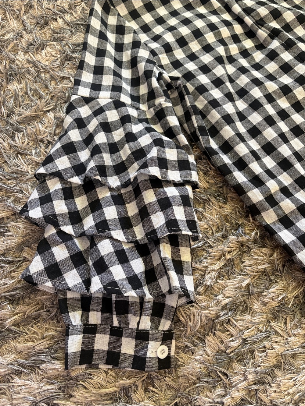 Black & White Cotton Blend Gingham Ruffle-Sleeve Top XS - Picture 4 of 9